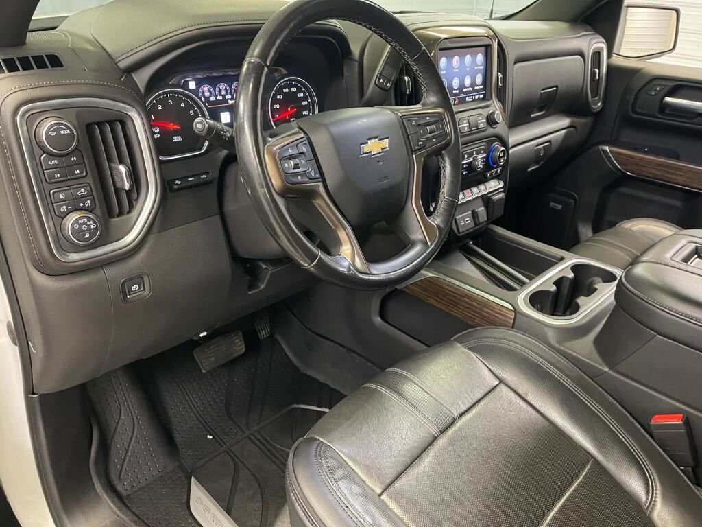 Used 2021 IRIDESCENT PEARL TRICOAT Chevrolet High Country image 5