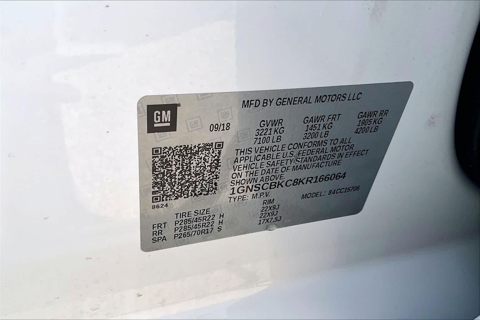Used 2019 Summit White Chevrolet LT image 30