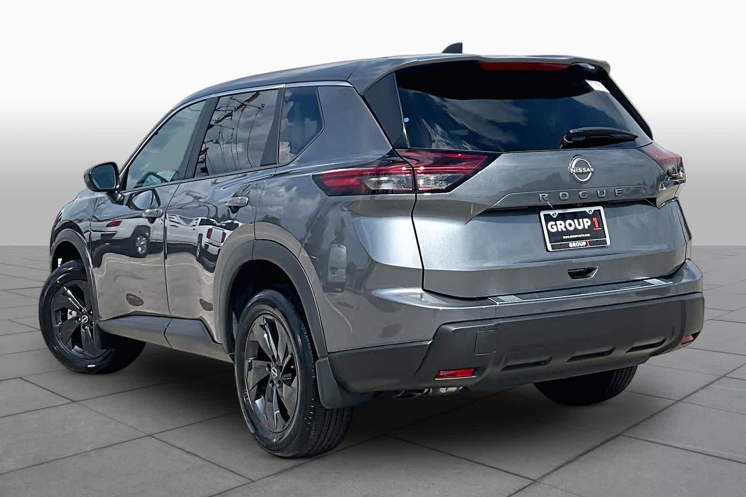 New 2027 Gun Metallic Nissan SV image 12