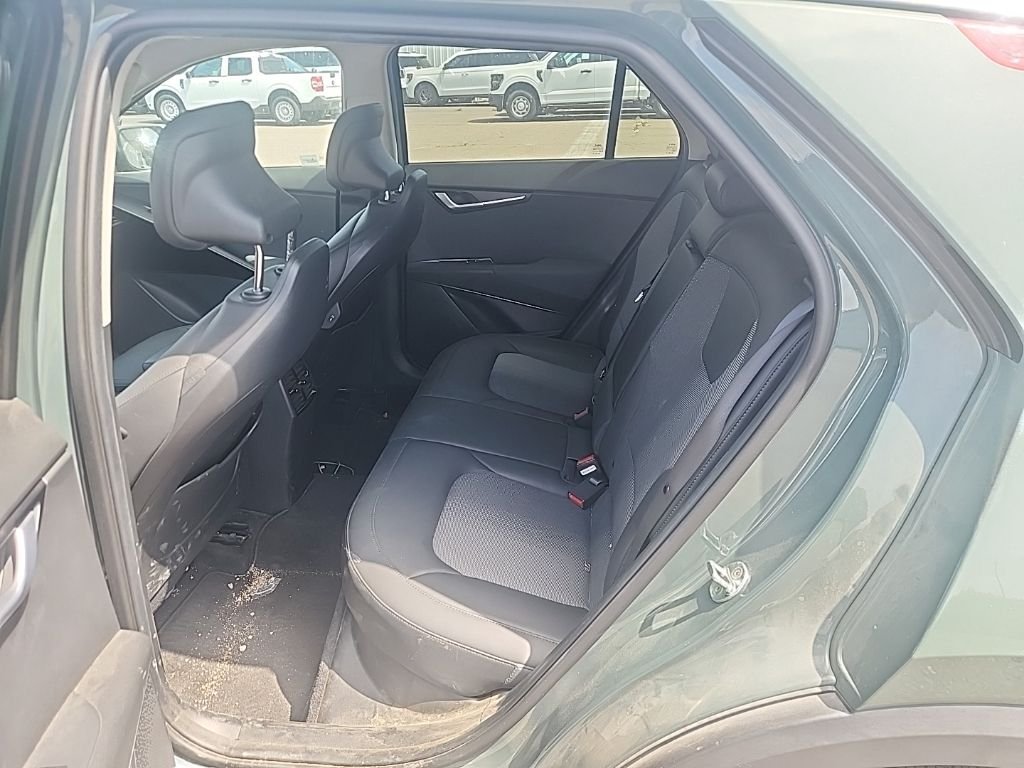 Used 2023 Green Kia EX image 26