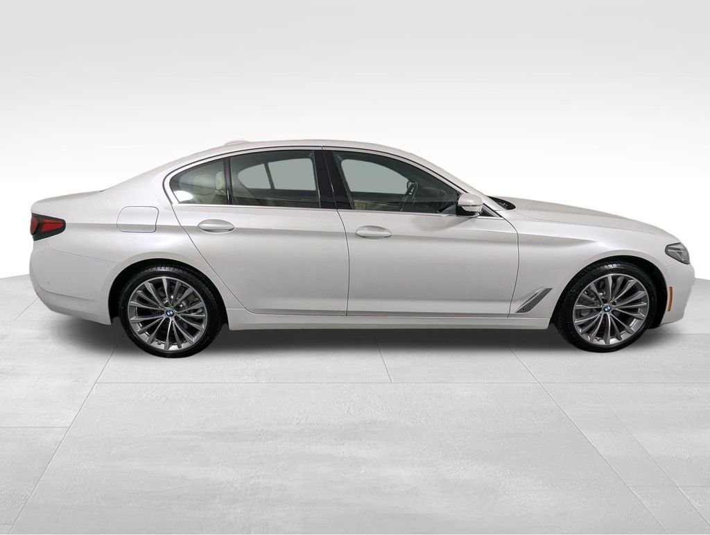 2023 BMW 5 Series 530i - Photo 23