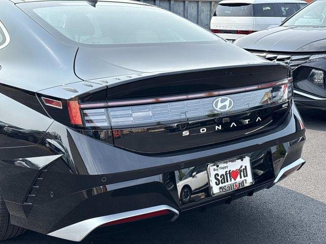 New 2026 Black Hyundai Limited image 11