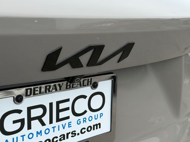 Used 2025 Brown Kia X-Line EX image 16