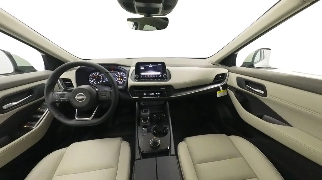 Used 2023 White Nissan SV image 25