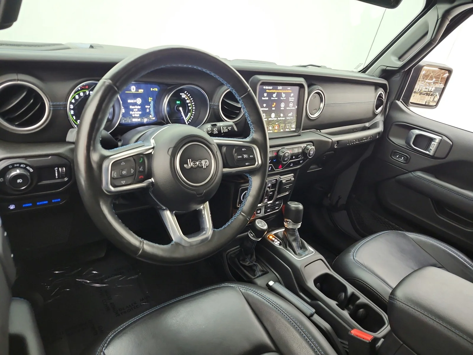 Used 2023 Sting-Gray Clearcoat Jeep Rubicon 4x4 image 14