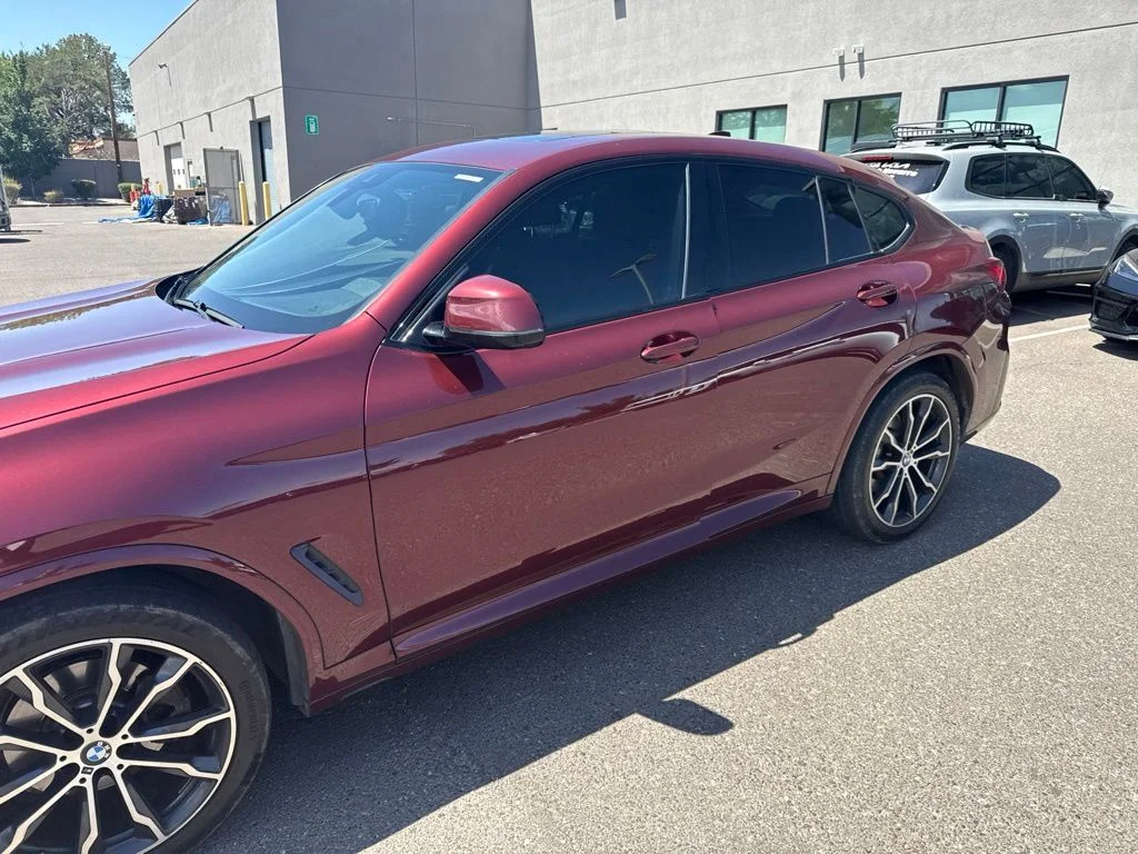 Used 2022 Red BMW xDrive30i image 5