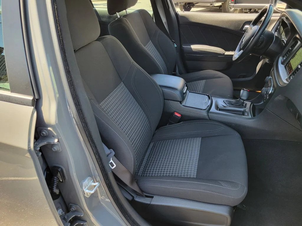 Used 2023 Gray Dodge SXT image 17