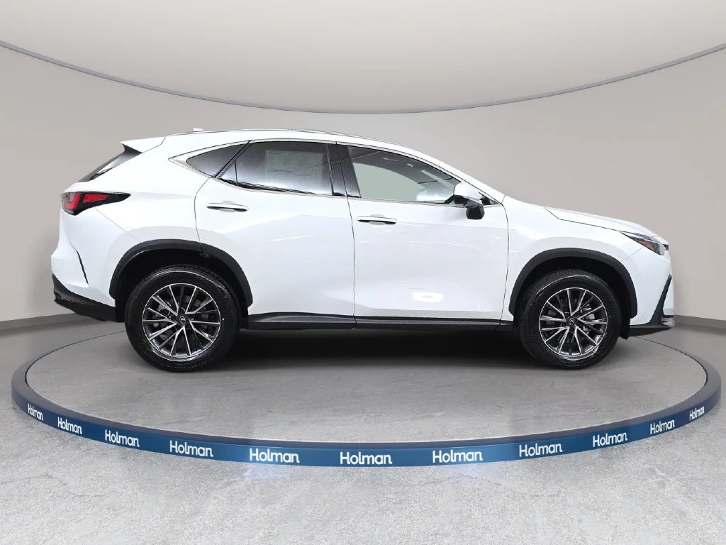New 2026 Ultra White Lexus PREMIUM image 4