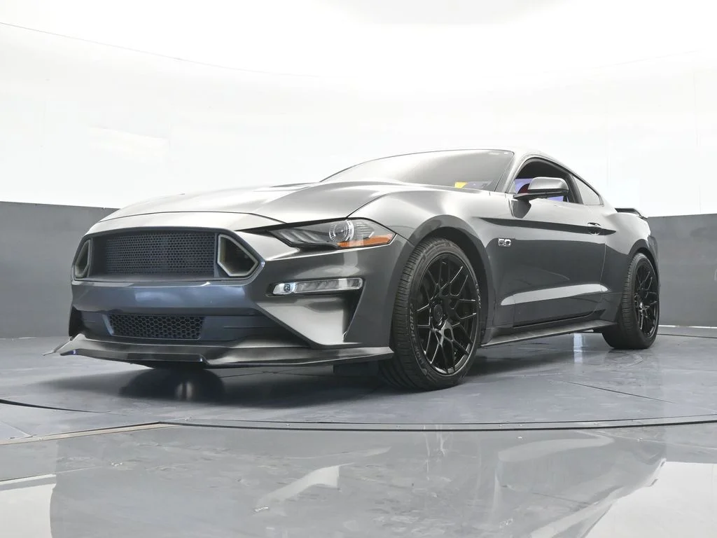 Used 2020 Magnetic Ford GT Premium image 43