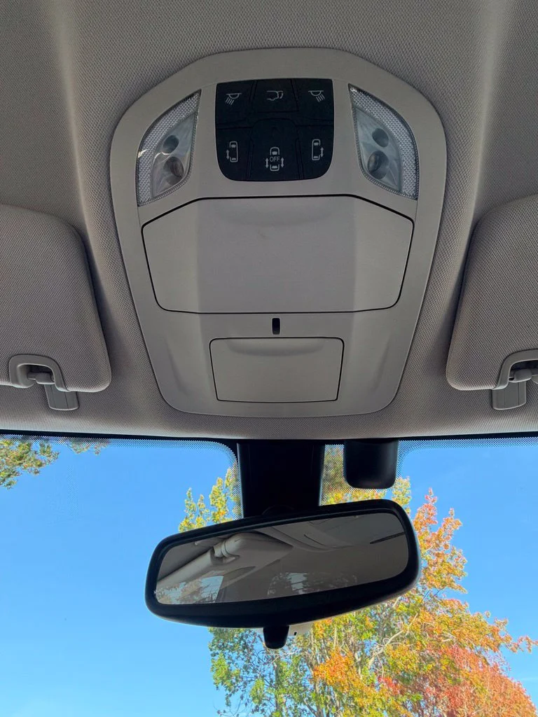 Used 2017 Tusk White Chrysler Touring L image 19