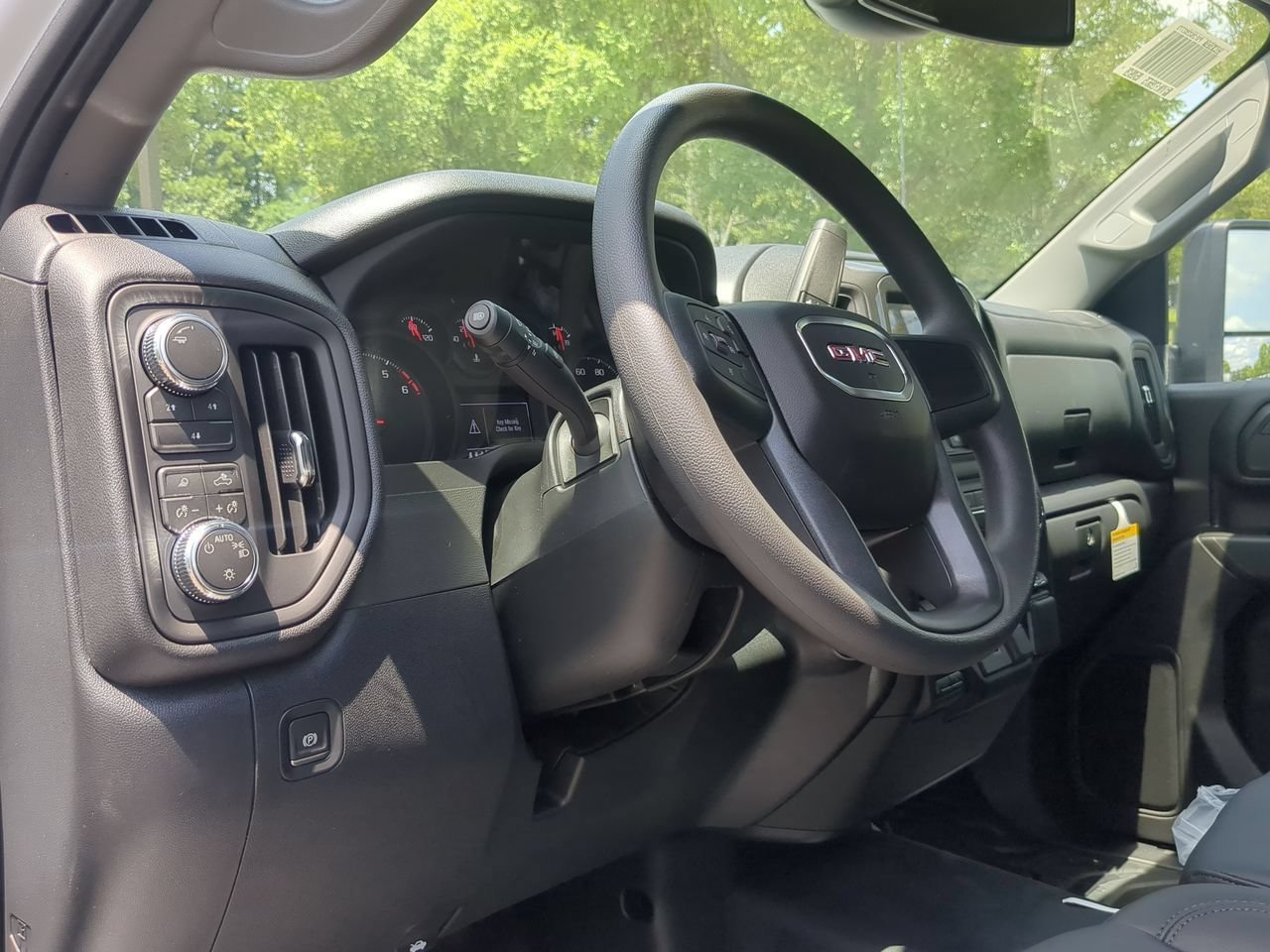 2026 GMC Sierra 2500HD Pro - Photo 10