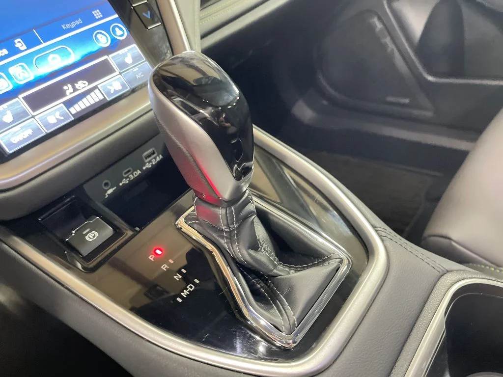 Used 2024 Black Subaru Onyx Edition image 26