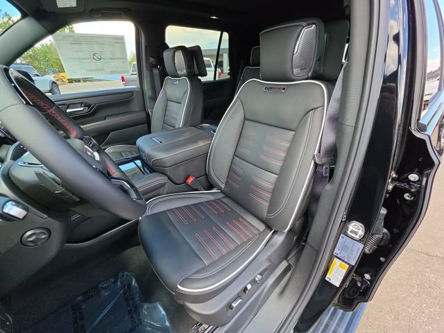 2026 GMC Yukon AT4 Ultimate - Photo 17