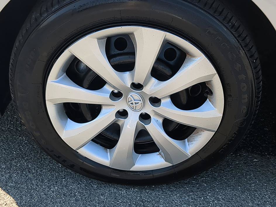 Used 2026 Classic Silver Metallic Toyota LE image 10