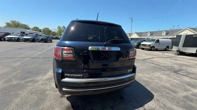 Used 2016 DARK SAPPHIRE BLUE METALLIC GMC SLE image 7