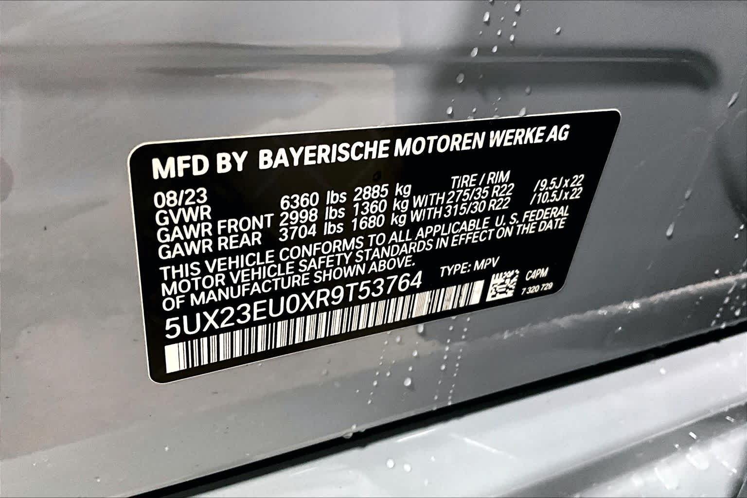 Used 2024 Brooklyn Grey Metallic BMW xDrive40i image 31