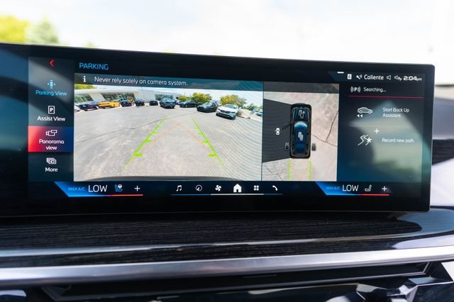 2026 BMW X7 M60i - Photo 32
