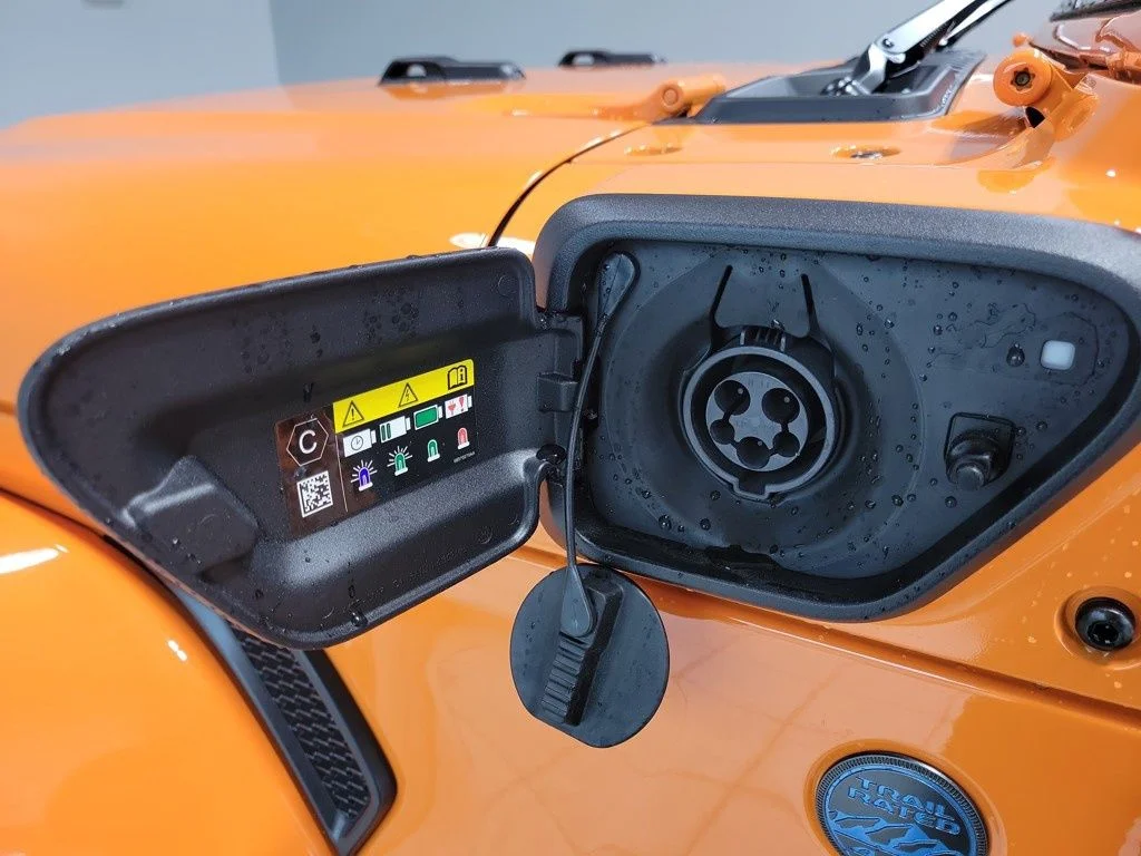 New 2025 Joose Exterior Paint Jeep Sahara 4xe image 26