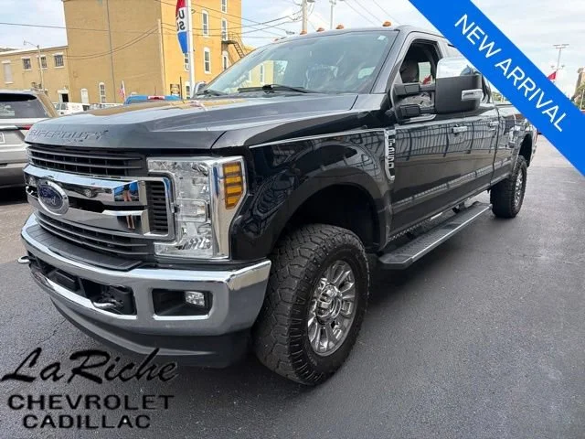 Used 2019 Black Ford XLT image 1