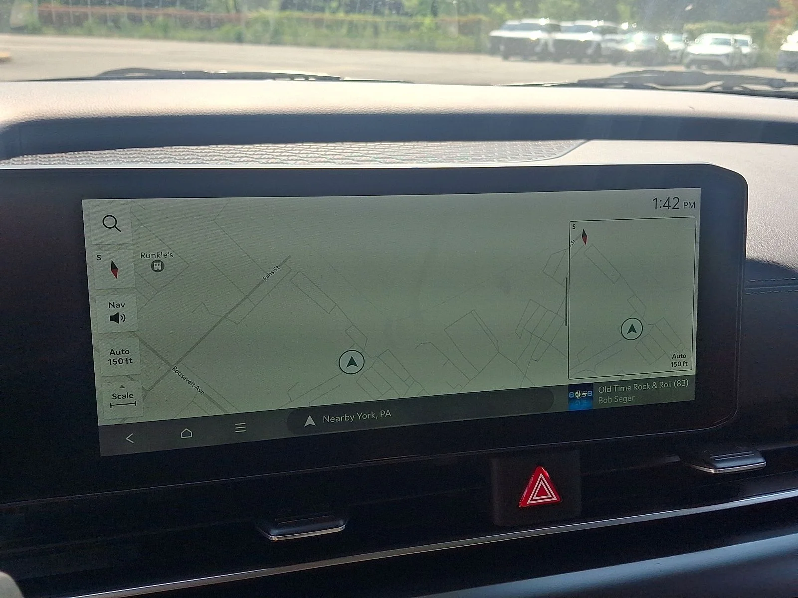 New 2027 Silver Kia LXS image 14