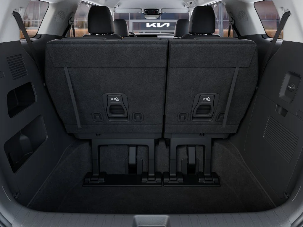 New 2027 White Kia EX image 19