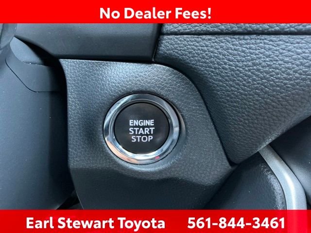 Used 2024  Toyota Adventure image 42