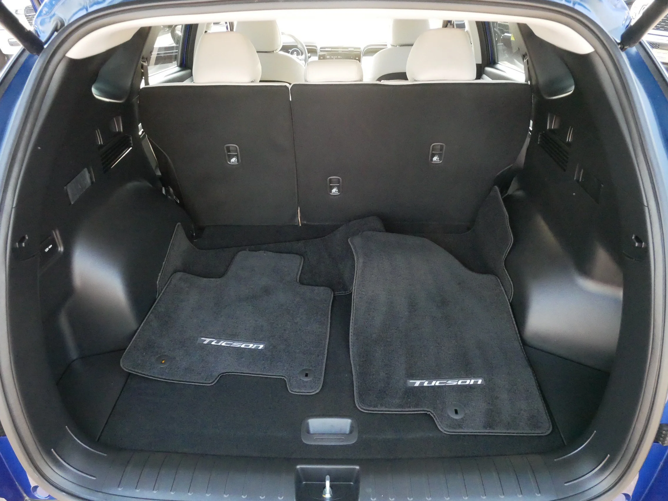 Used 2023 Intense Blue Hyundai SEL image 18