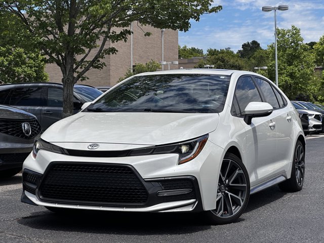 Used 2021 Blizzard Pearl Toyota XSE/Heated Seats/Sunroof image 7