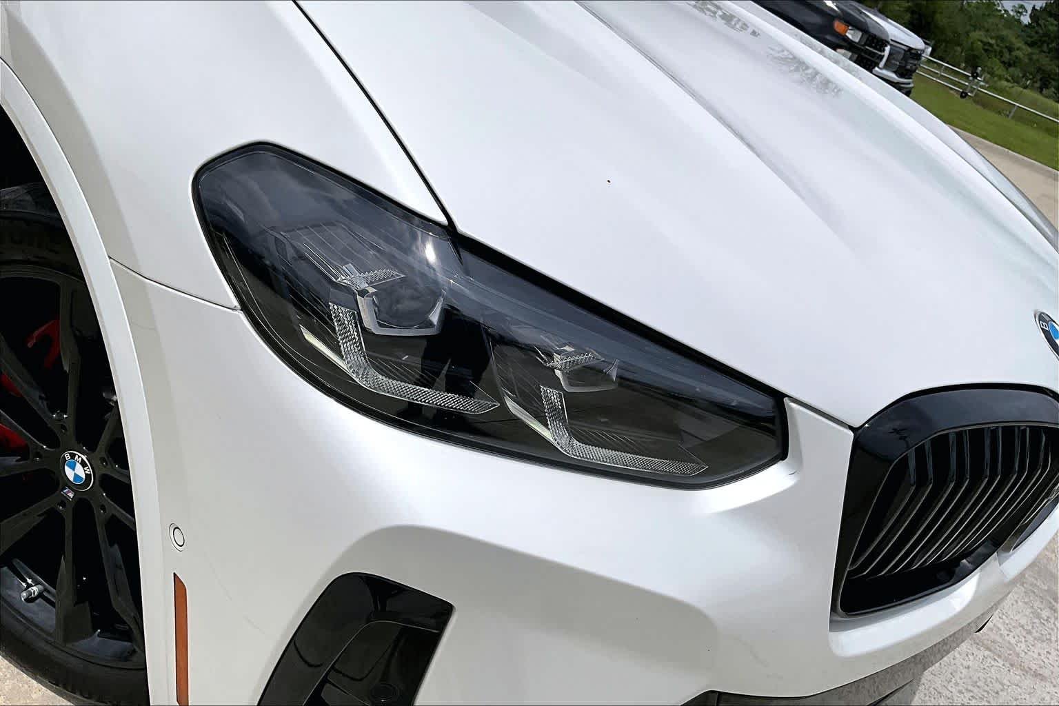 Used 2024 Mineral White Metallic BMW M40i image 27