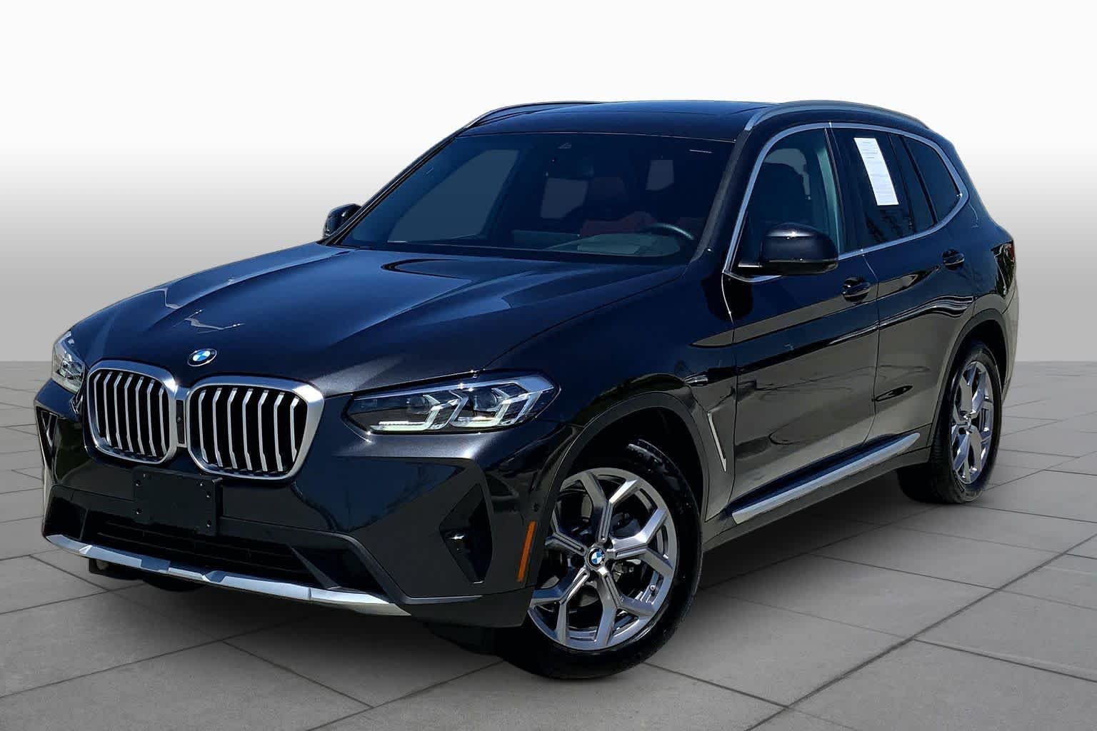 Used 2024 Dark Graphite Metallic BMW sDrive30i image 2