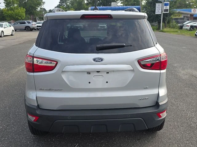 Used 2018 Silver Metallic Ford SE image 4