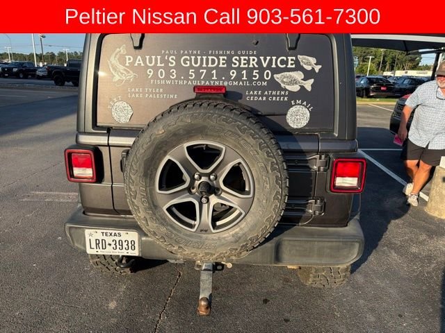 Used 2018 Gray Jeep Unlimited Sport S image 3