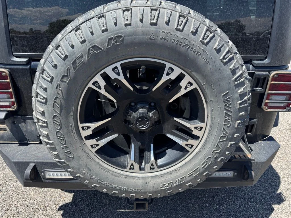 Used 2016 Black Clearcoat Jeep Unlimited Rubicon image 6