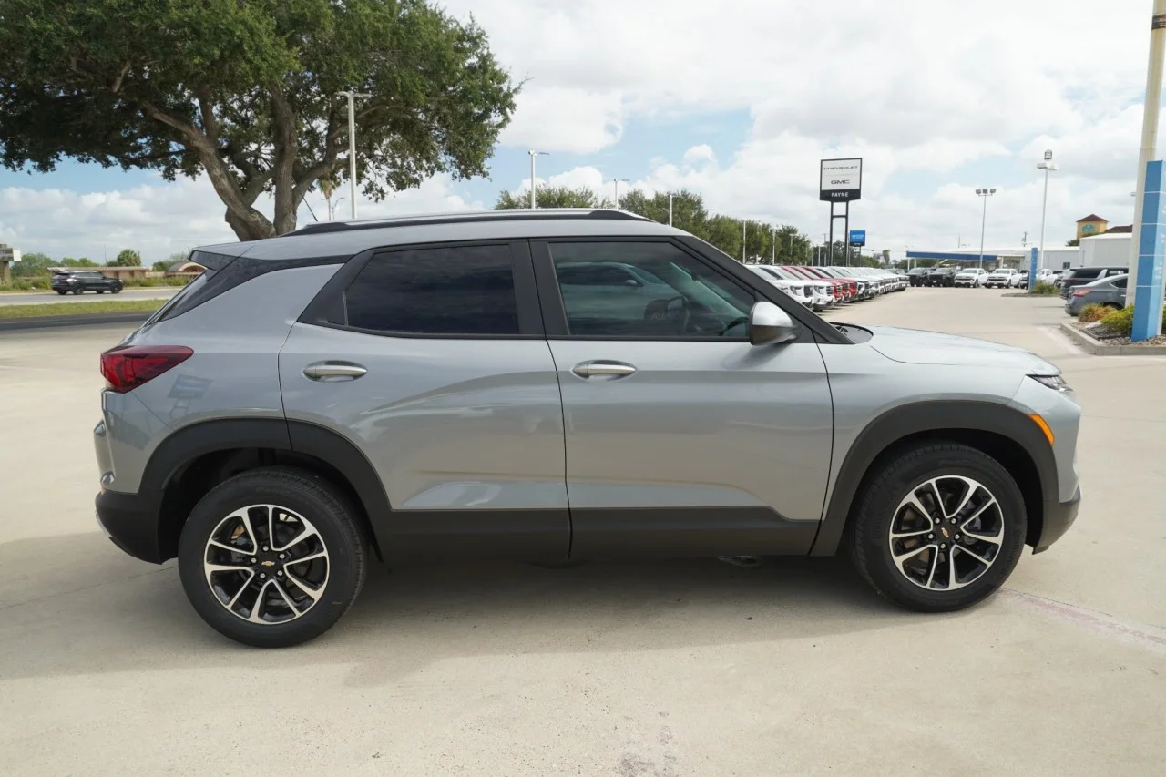New 2026 Sterling Gray Metallic Chevrolet LT image 4