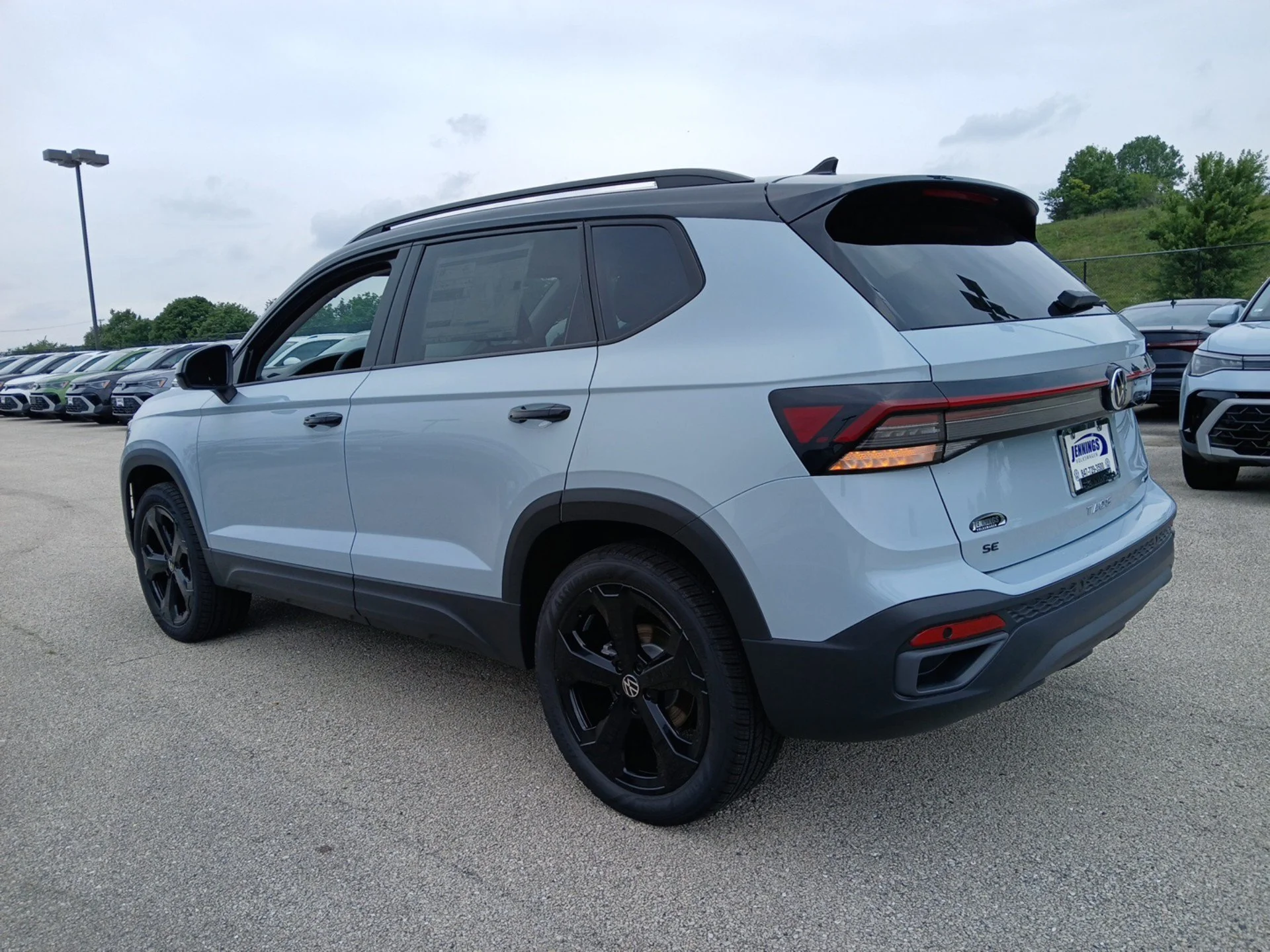 New 2026 Monument Gray W/Deep Black Roof Volkswagen 1.5T SE Black image 5