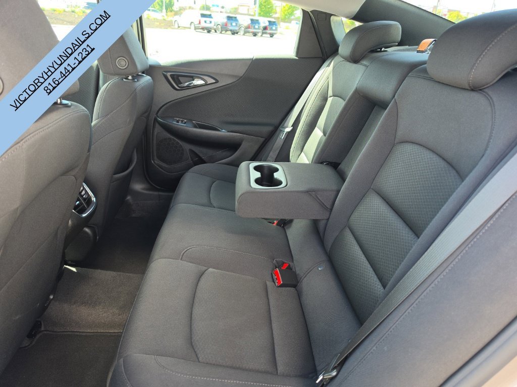 Used 2024 Gray Chevrolet LT image 26