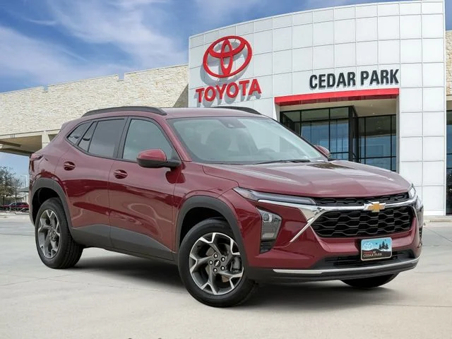2025 Chevrolet Trax LT's photo