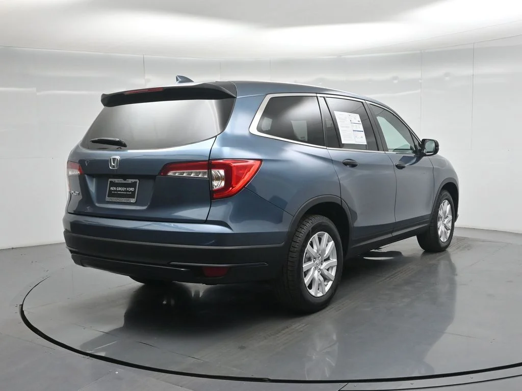 Used 2019 Black Honda LX image 29