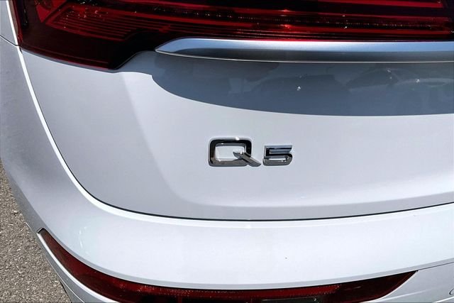 Used 2023 White Audi 45 S line Prestige image 33