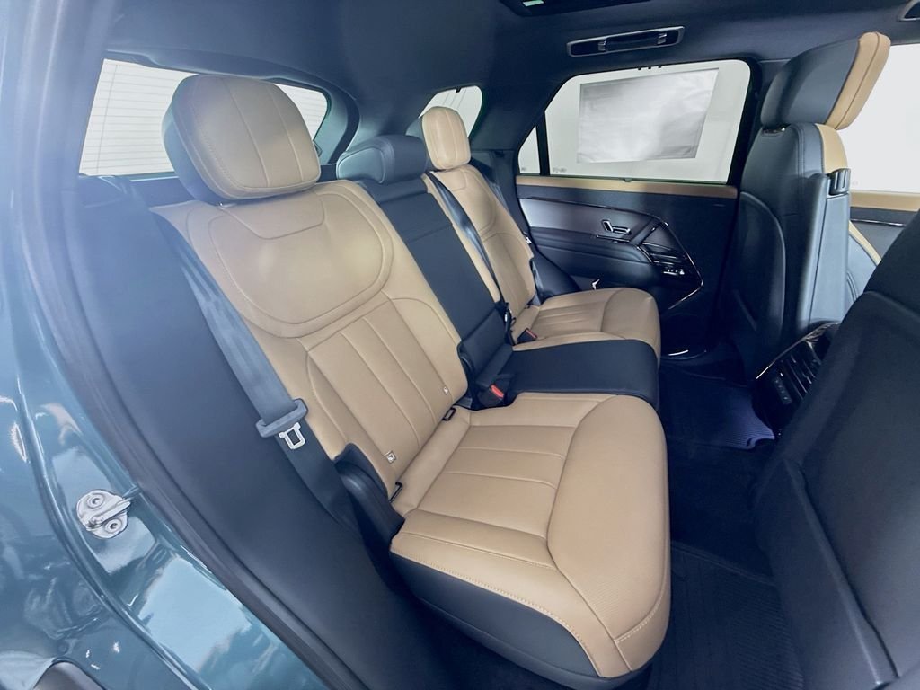 New 2026 Giola Green Land Rover Dynamic SE image 28