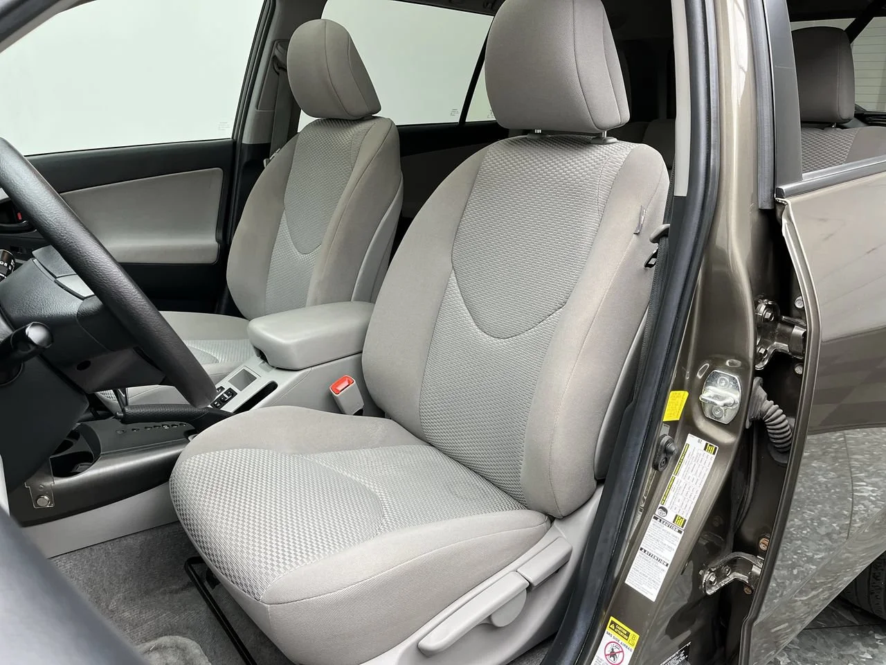 Used 2012  Toyota  image 8
