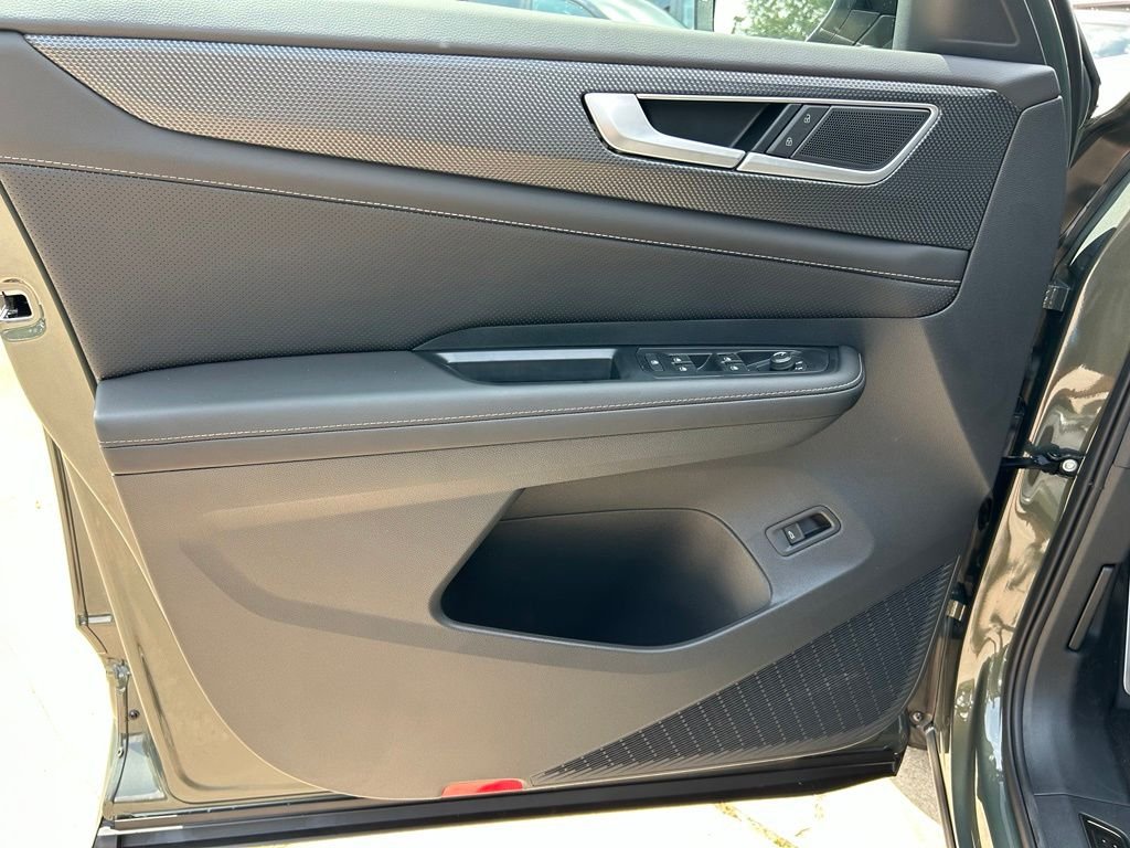 New 2026 Green Volkswagen 2.0T SEL R-Line Black image 19