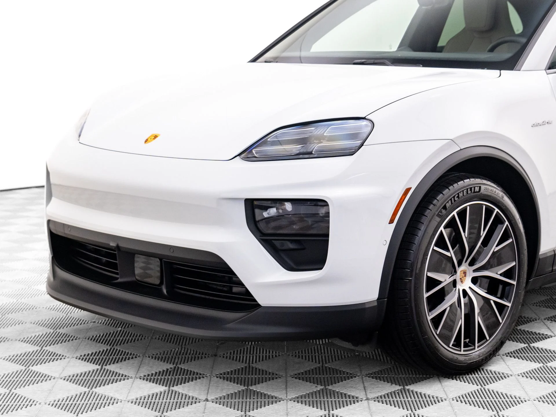 New 2026 White/off-white Porsche 4 image 39
