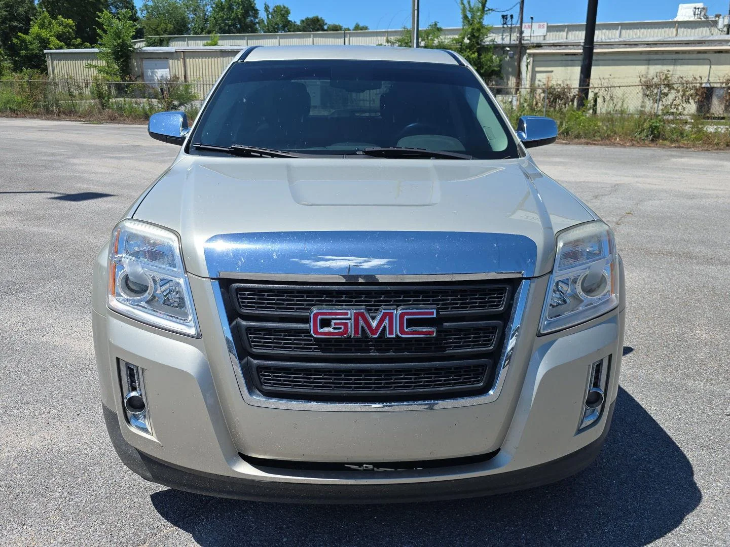 Used 2013 Champagne Silver Metallic GMC SLE image 8