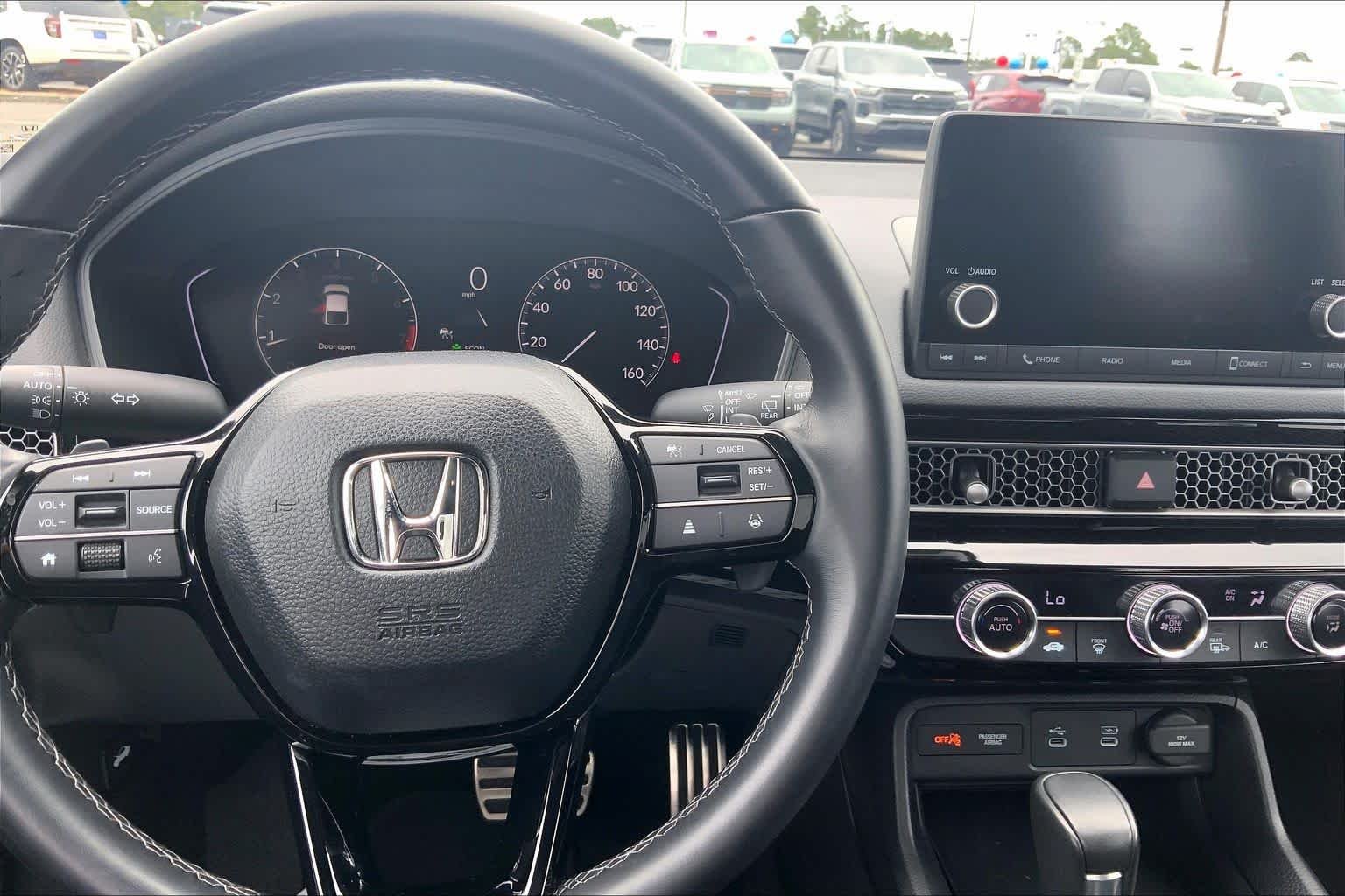Certified Used 2025 Platinum White Pearl Honda Sport image 25