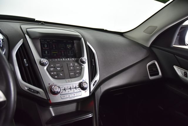 Used 2017 Red GMC SLE-2 image 40