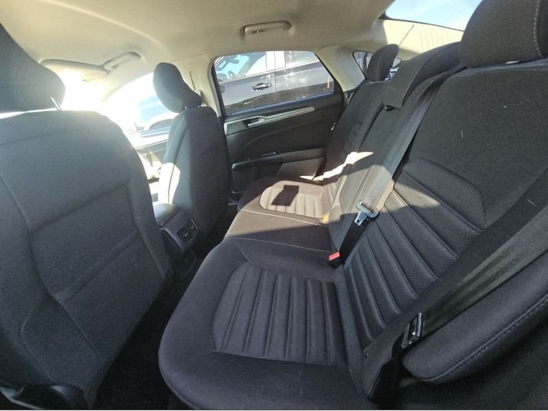 Used 2017 White Gold Ford SE image 11
