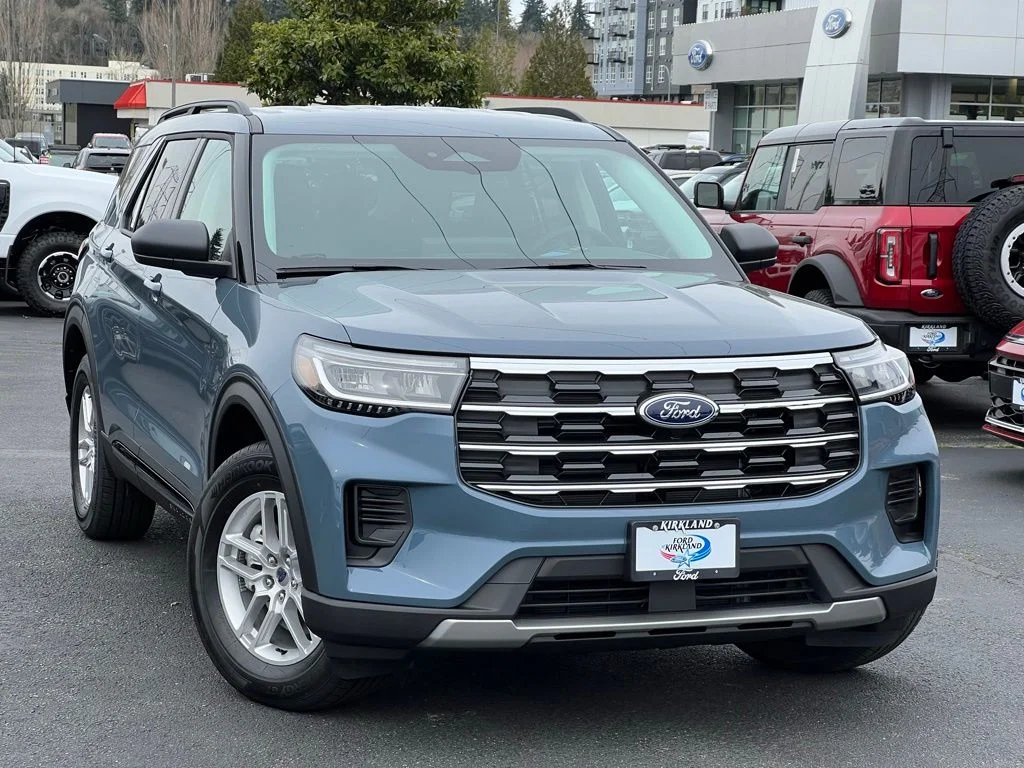 2026 Ford Explorer Active 4WD's photo