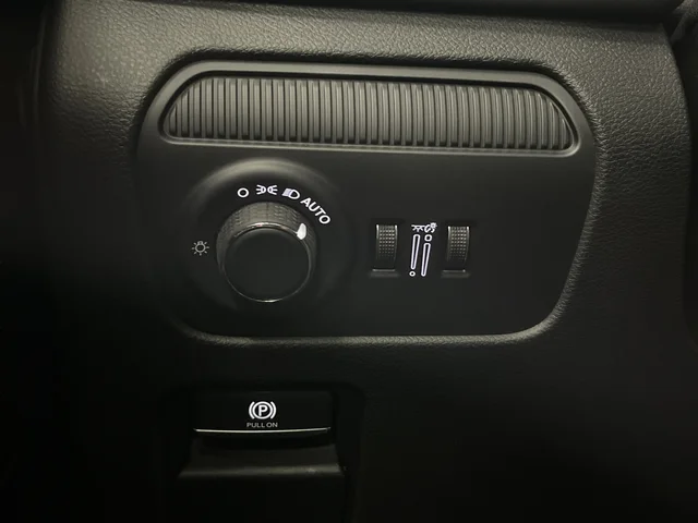 New 2026 Steel Blue Exterior Paint Jeep Limited Altitude image 25