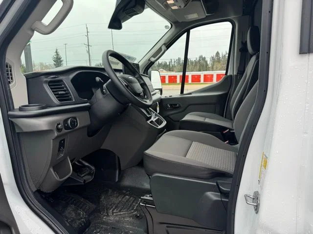 New 2026 Oxford White Ford Base image 11
